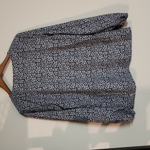 Simple Flavor - Picture 4 of 4